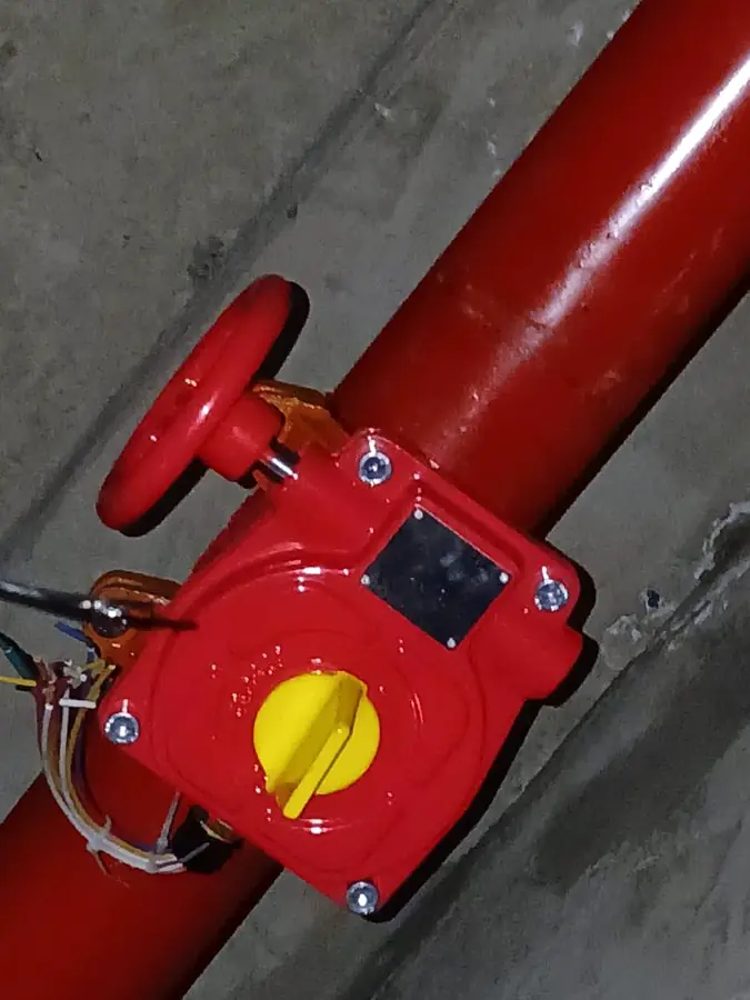 Interruptor de supervisión de válvula de red contra incendio conectado al sistema de detección